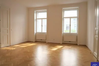 Provisionsfrei: Renovierter 108m² Stilaltbau mit Einbauküche am Spittelberg - 1070 Wien