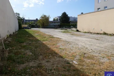 Geiselbergstraße: 1.440m² Grundstück als Park- oder Lagerfläche!