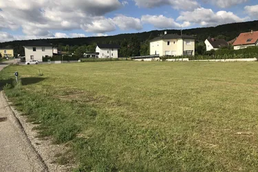 Attraktives Baugrundstück in ruhiger Lage für Ihr Traumhaus!