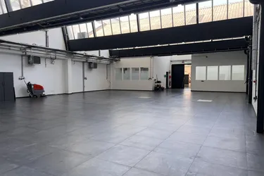 +++ ecobase +++ Hochwertige Produktionshalle bzw Lagerhalle zu vermieten!
