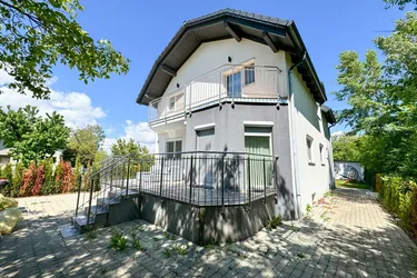 Einfamlienhaus in Ruhelage mit großem Garten zu verkaufen!