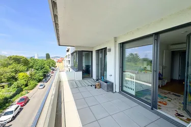 Wohnen am Wasser! 3 Zimmer Wohnung mit 14 m2 großem Balkon mit Blick auf die alte Donau!