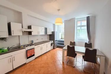 Büro / Ordination / Arbeiterquartier im Erdgeschoss mit Terrasse und Garten! Habichergasse Nähe Thaliastraße!