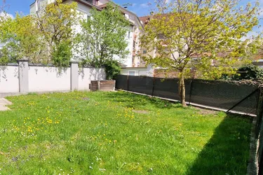 Zentral gelegenes Haus mit Sanierungspotenzial und Grünfläche in Völkermarkt