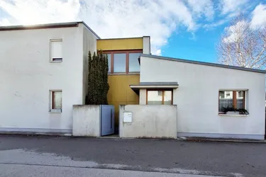 1220 Wien, Stilvolles und modernes Atriumhaus