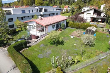 JUWEL: Bungalow mit riesigem Grundstück in sehr guter Lage (Nahe der Frutz)