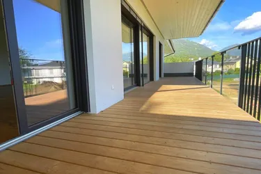 Moderne Architektur nur wenige 100 m Meter vom Millstätter See entfernt - Penthousewohnung zwischen Berg und See Nähe Golfplatz!