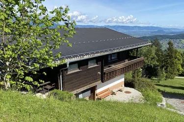 Charmantes Ferienhaus - 4 Zimmer &amp; 2 Bäder mit Bodenseeblick