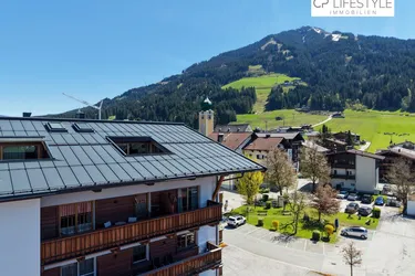 Alpiner Wohnkomfort über den Dächern von Westendorf