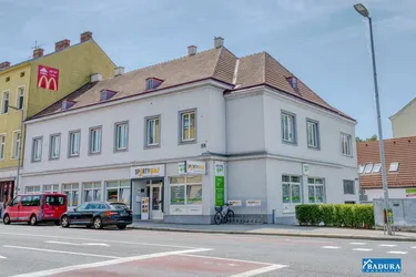 Vielseitig nutzbare Büro/Praxisfläche | Zentrale Lage