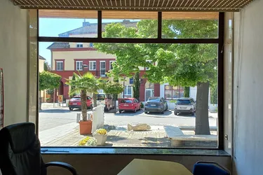 Großzügiges Geschäftslokal im Zentrum von Fischamend