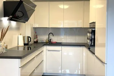 Stilvolles Wohnen in Bludesch – 3,5-Zimmer-Wohnung mit Loggia und Kamin