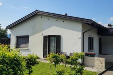 Charmanter Bungalow in schöner Lage – Renovierungsprojekt!