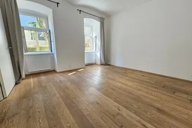Erstbezug: Terrassen Wohnstudio | Ruhe &amp; Sonne im Schottenfeld