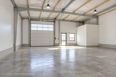HALLE für Lagerung oder Produktion gleich bei Wien Nord // Nähe G3, Autobahn, Brünner Straße