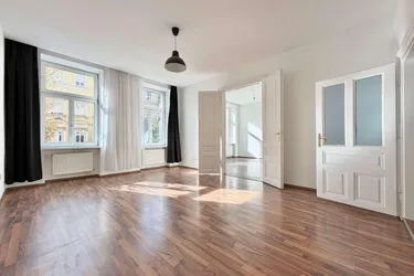 Bei Augarten: helle Altbauwohnung in der Klosterneuburger Straße 8