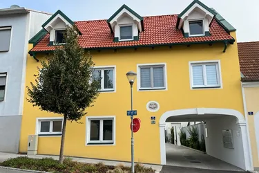 Expose 4-Zimmer Wohnung in neuer Wohnhausanlage, Top 8