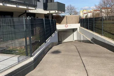 GARAGENPLATZ / Tiefgarage zu vermieten / U2 Hardeggasse