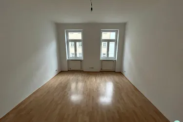 Brotfabriknähe / helle 74 m² Altbaumiete / 2er WG-tauglich