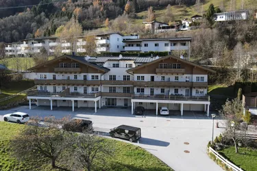 Attraktives Ferienapartment mit großem Balkon und 2 Parkplätzen in Kaprun