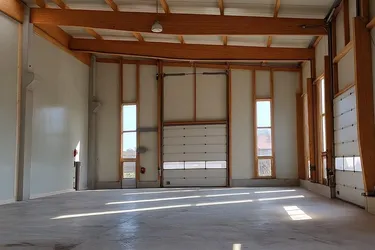 Lagerhalle zu vermieten – ideal für Gewerbe, Logistik oder Lagerung