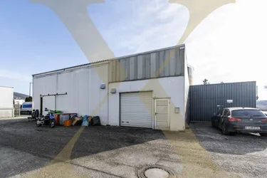 Kaltlagerfläche mit ca. 95m² im Hafenviertel Linz zu vermieten! NUR LAGERN - KEINE WERKSTATT