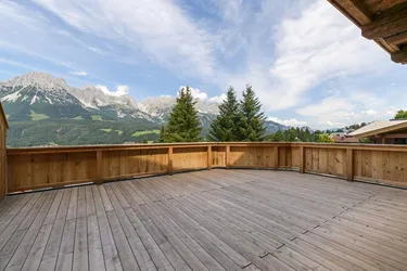 Expose Ski in / Ski out: Neubau-Penthouse mit Kaiserblick