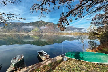 Ihr Platz an der Sonne – großzügig, ruhig gelegen und nur wenige Minuten zum See