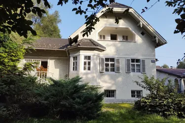 Tradition trifft Zukunft – historisches Wohnhaus auf großem Grundstück