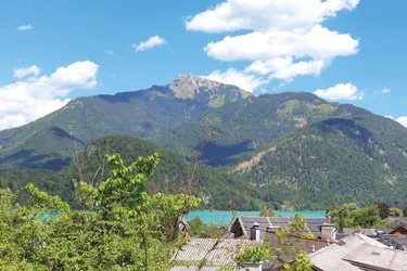 Entwicklungspotential – Landhaus mit Seeblick und bester Ortslage in St. Gilgen am Wolfgangsee!