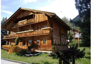 Expose Uriges "AlmChalet" für Liebhaber