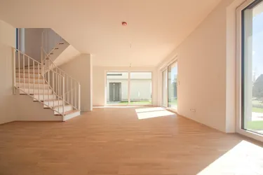 MODERNES EINFAMILIENHAUS | Ziegelmassivbauweise | viel Platz, lichtdurchflutet &amp; optimale Raumaufteilung | inkl. Stellplatz