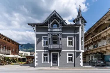 BÜRO/ PRAXIS/ EINHEIT FÜR KURZZEITVERMIETUNG IN JAHRHUNDERTWENDE JUWEL