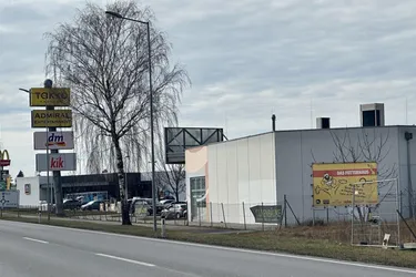 Gewerbefläche ab 500 m² direkt an der Hauptstraße in Deutsch-Wagram zur Miete