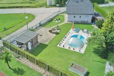 Charmantes kleines Haus in Rüstorf mit tollem Garten!