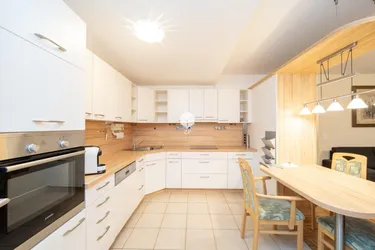 Passivhaus: Moderne, behindertengerechte Traumwohnung mit großer südseitiger Terrasse!