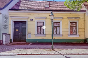 Charmantes Sanierungsobjekt im historischen Herzen von Stammersdorf