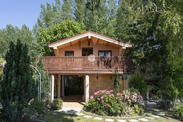 Kleines Paradies in Stadtnähe - mit großem Garten und Whirlpool