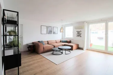 Moderne 3-Zimmer-Wohnung mit großer Terrasse und Schwedenofen in begehrter Zentrallage