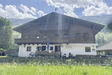 Traditionelles Osttiroler Hoteljuwel mit Geschichte und Charme