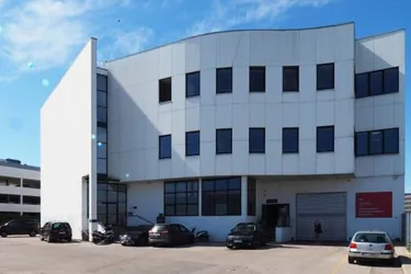 Freistehendes Gewerbe- &amp; Logistikobjekt Nähe Rennweg