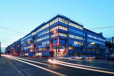 Ebenerdiges Lager in zentraler Lage