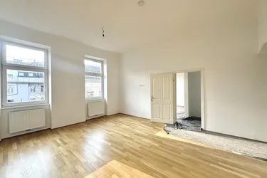 Helle 2-Zimmer-Altbauwohnung nahe der äußeren Mariahilfer Straße – mit separater Küche und Lift