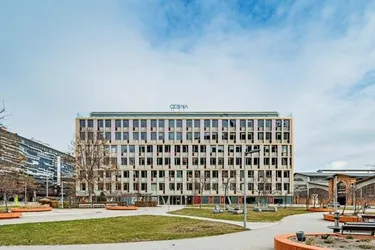 Expose SOLARIS - Terrassenbüro