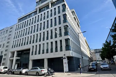 EURO PLAZA 10