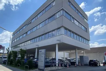 Moderne Büros mit Fernblick