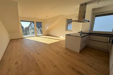 ERSTBEZUG | 3 Zimmer Dachgeschoß Wohnung mit 100m2 Wohnfläche | SW-Terrasse, 2 TG Plätze | Hallwang