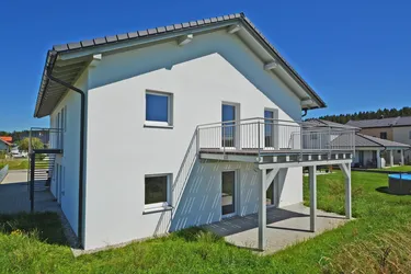 Großzügige Gartenwohnung in nachhaltiger Bauweise mit Süd- &amp; Westterrasse