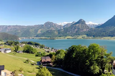 ZWISCHEN BERG, WALD UND SEE - MODERNES CHALET IN RUHIGER AUSSICHTSLAGE