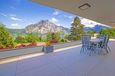 Luxuriöse Penthouse-Maisonette über dem Traunsee